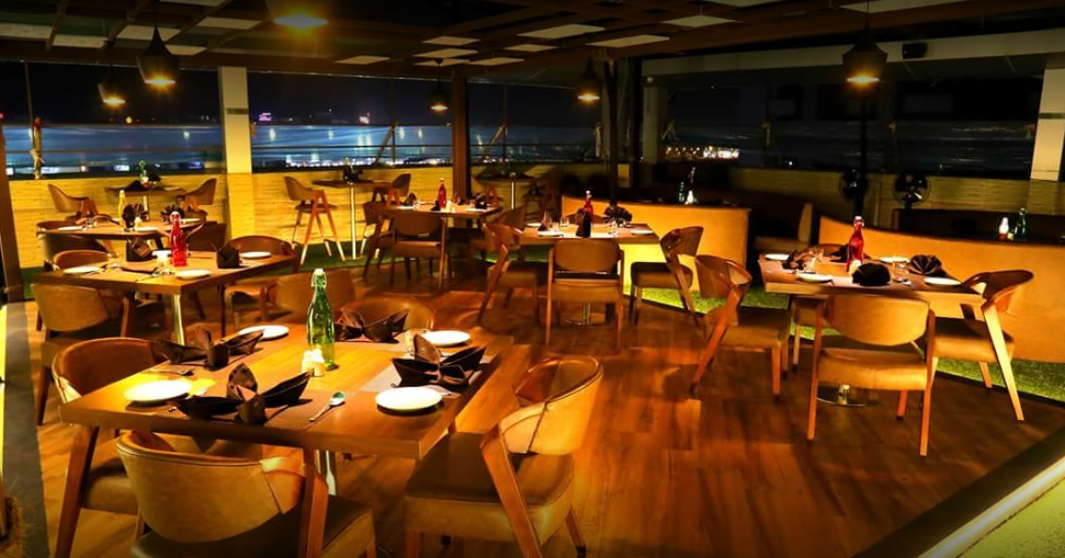 La Terranza Roof Top Restaurant And Banquet