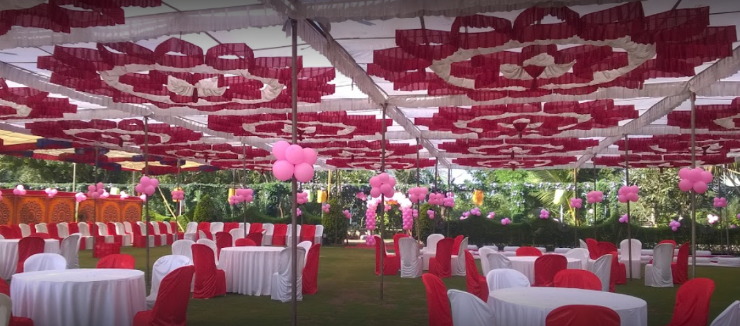 De' Villa Garden Restro Lounge