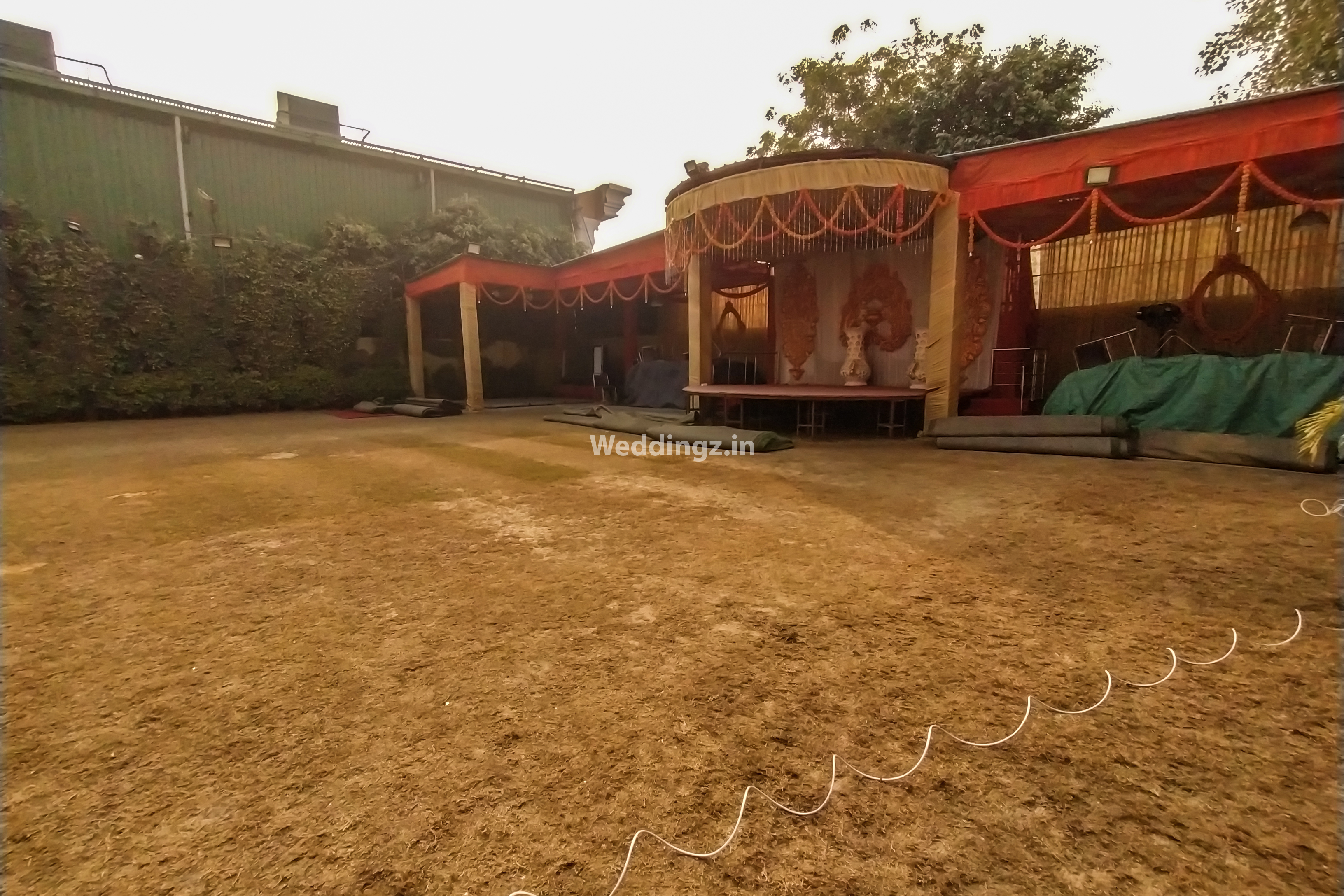 Green Garden Party Lawn