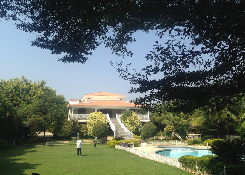 Sabina Resort