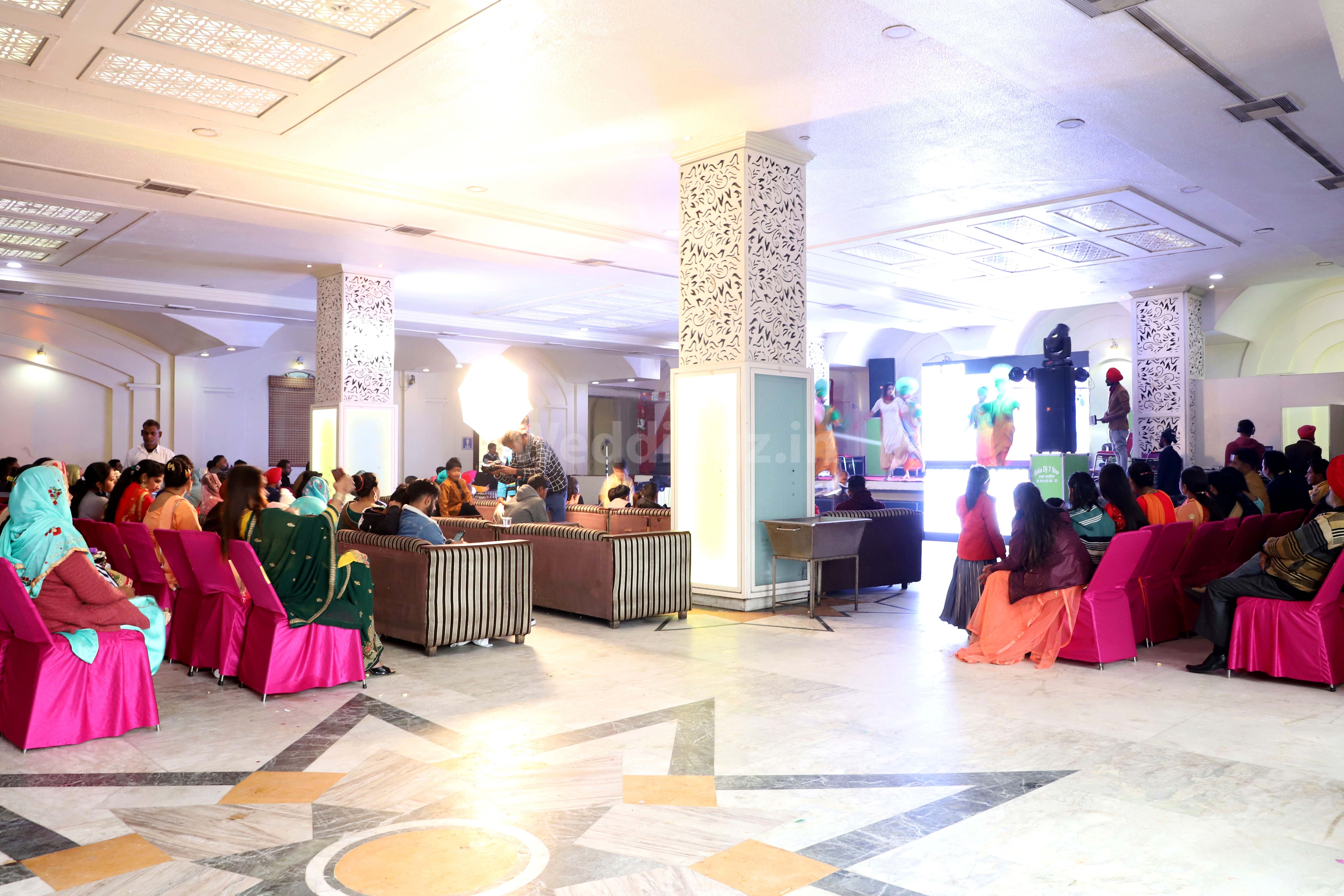 Hotel Mohini Resorts