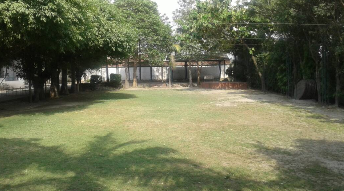 Baileez Resort