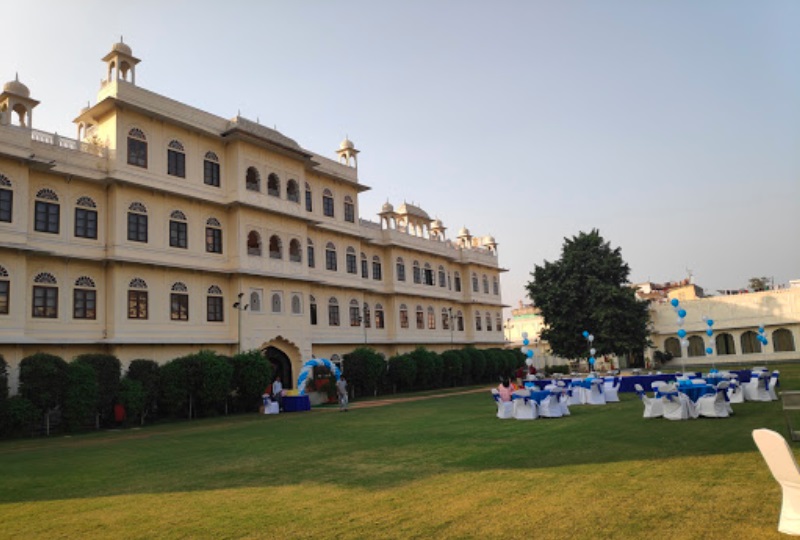 Grand Uniara - A Heritage Hotel