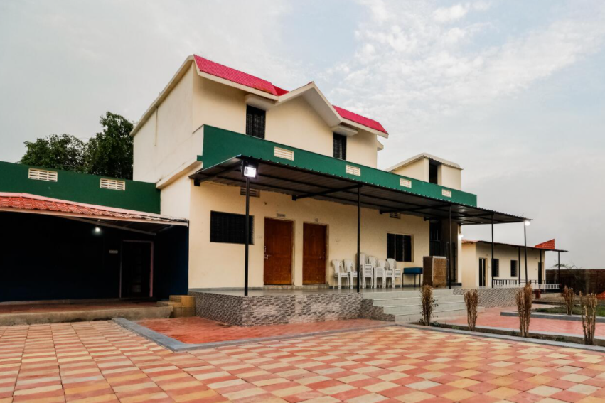 Maai Farm House And Resort