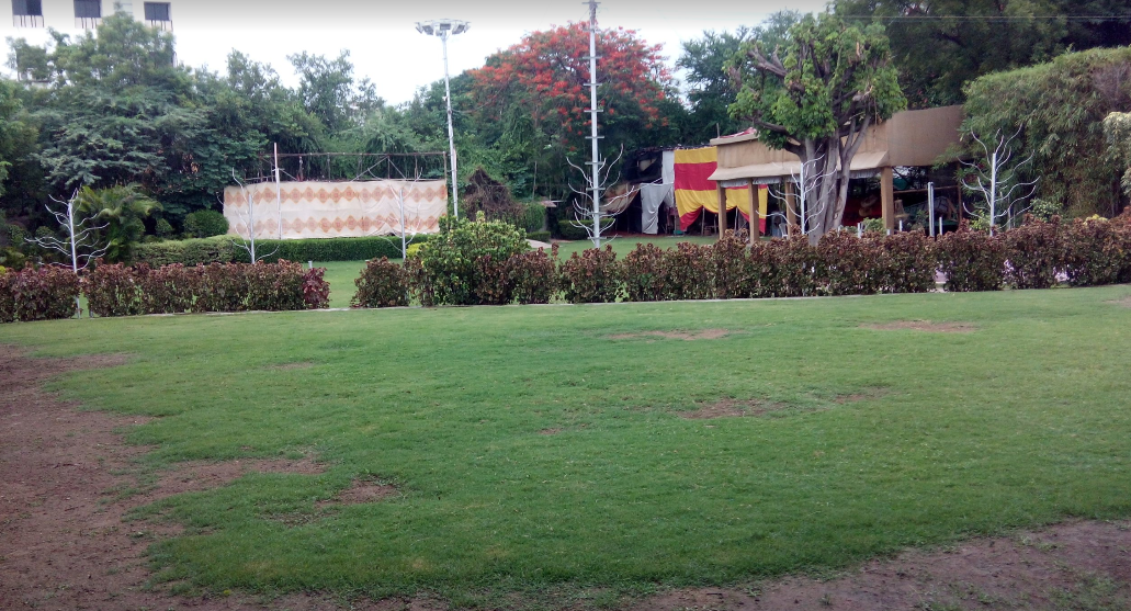 Sanman Garden Lawn