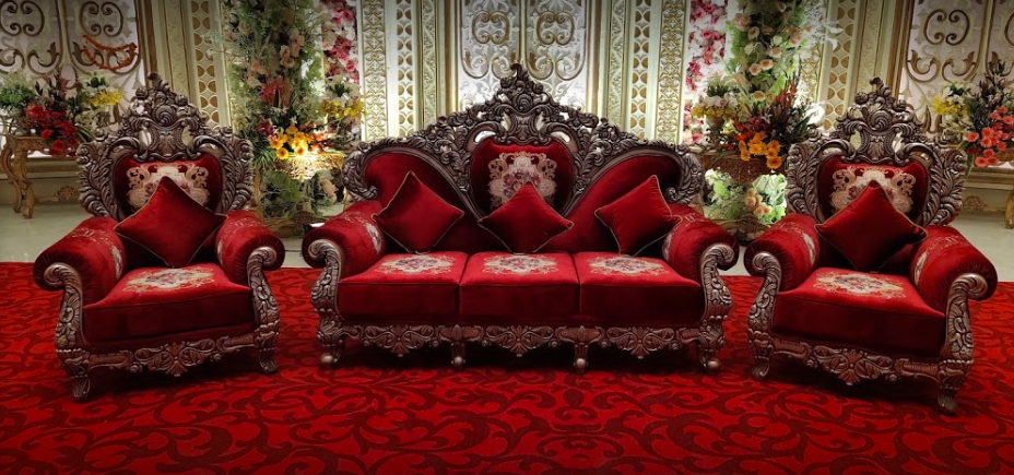The Royal Mansion