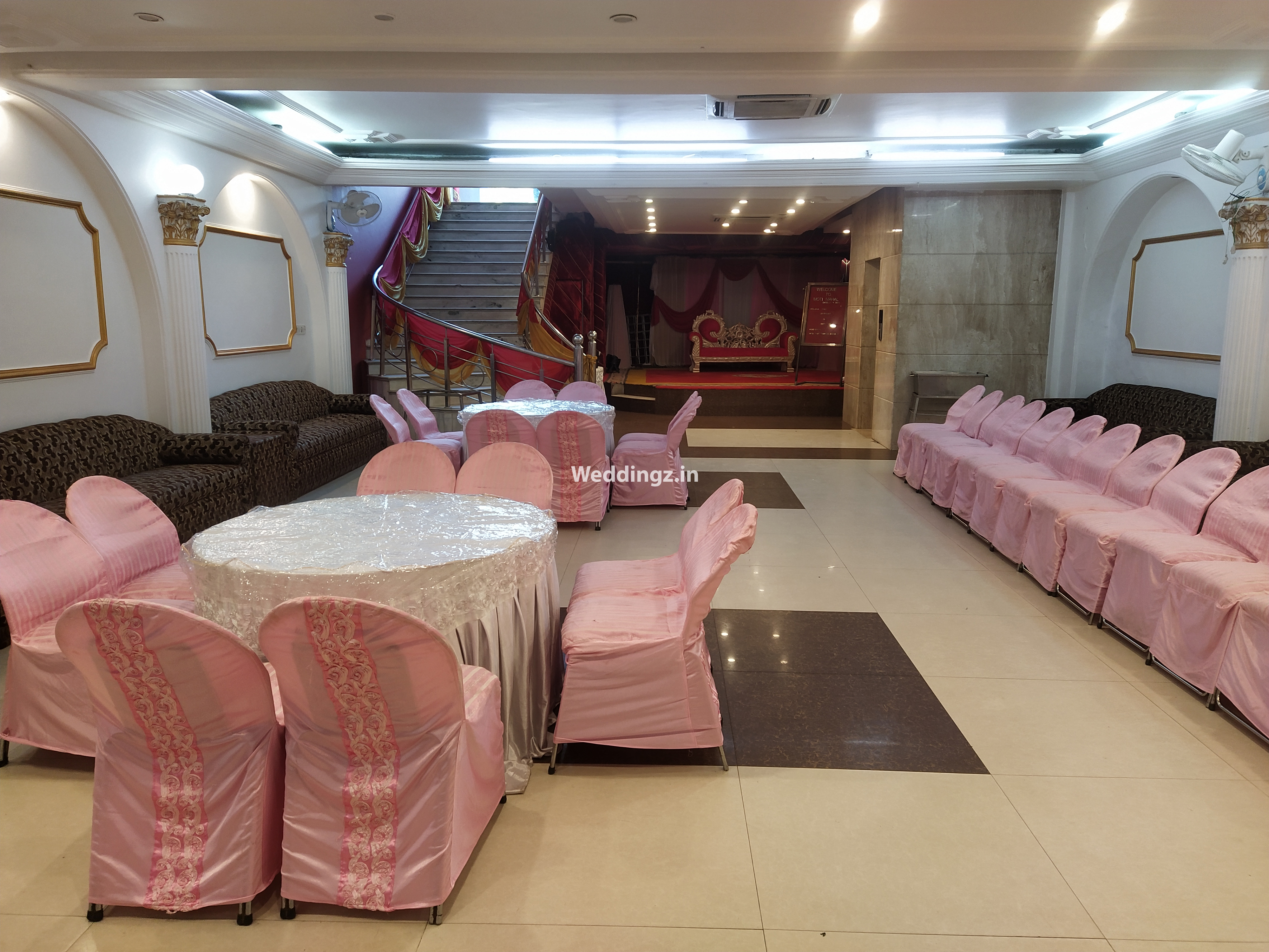 Moti Mahal Delux
