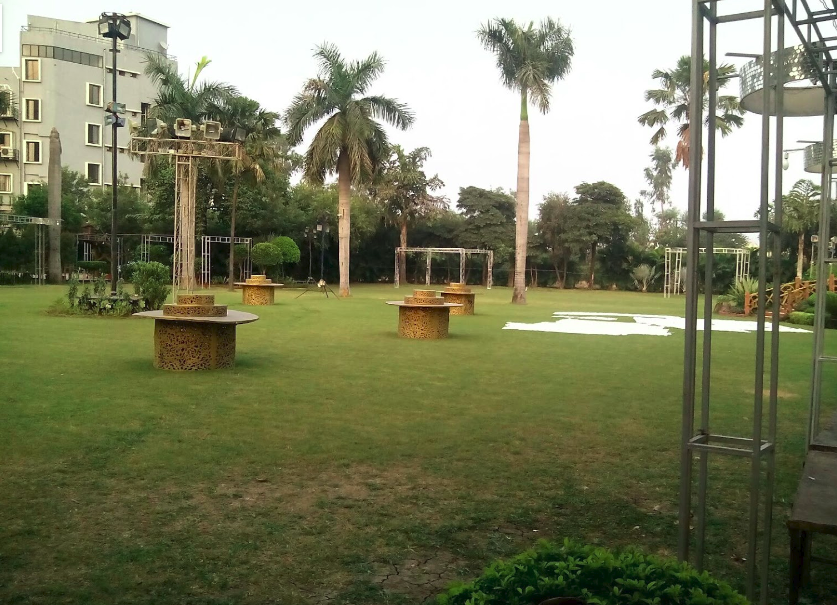 Sahni's Park Inn