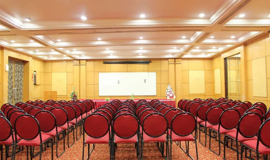 Hotel Balwas International