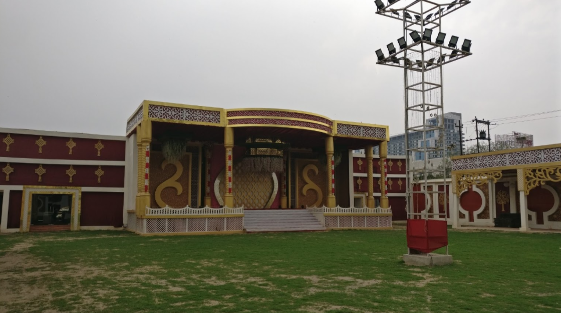 Bling Palace