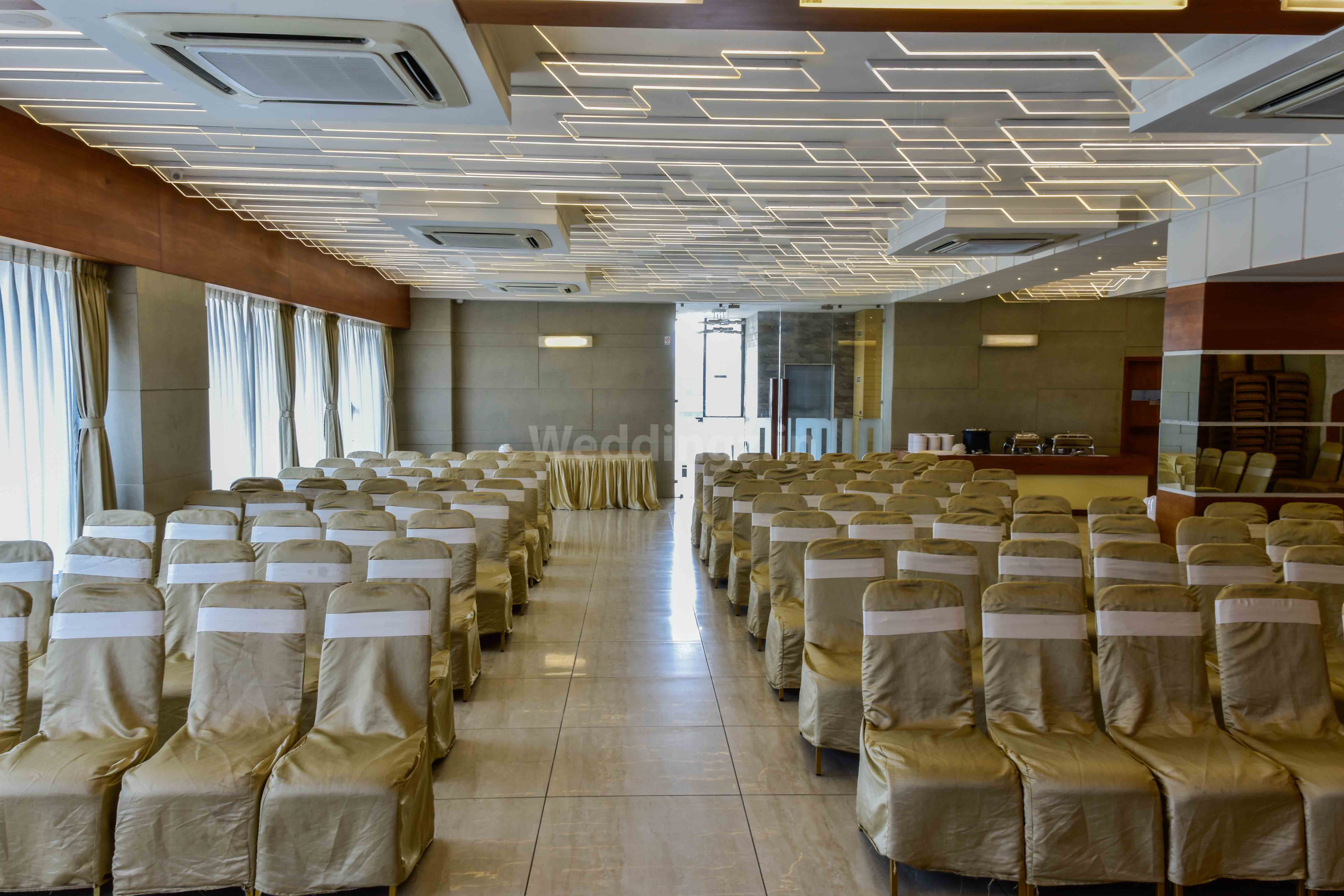 Hotel Grand Elegance