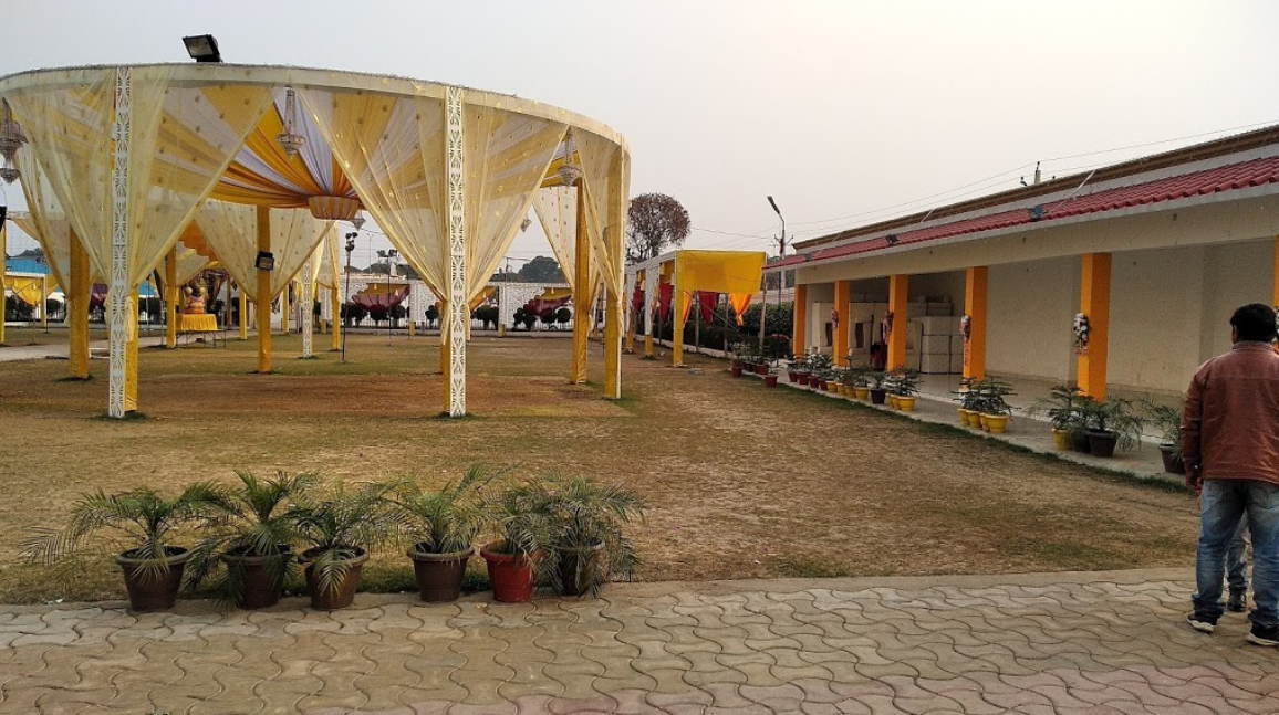 B R Palace