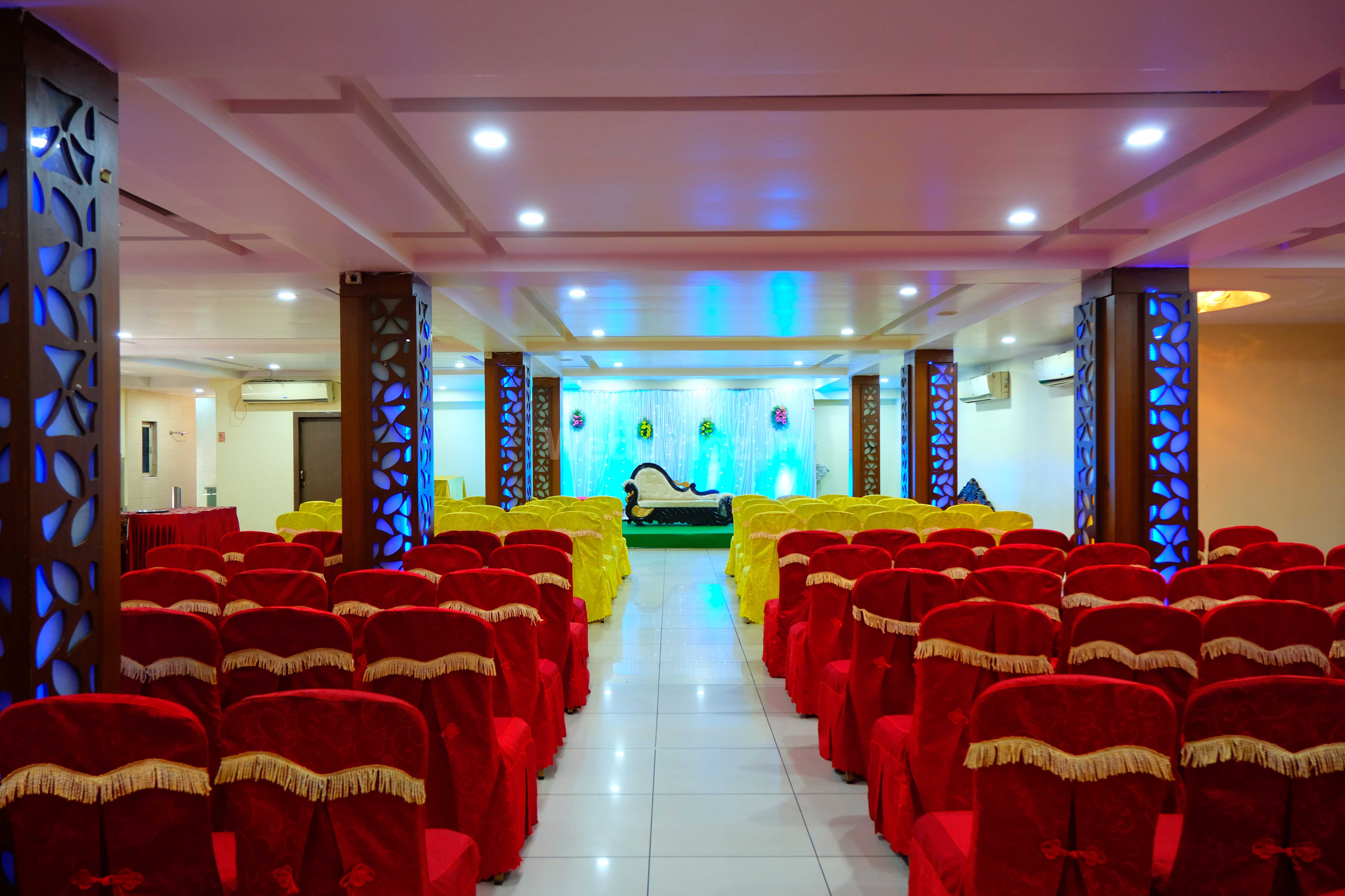 Hotel Nakshatra Inn