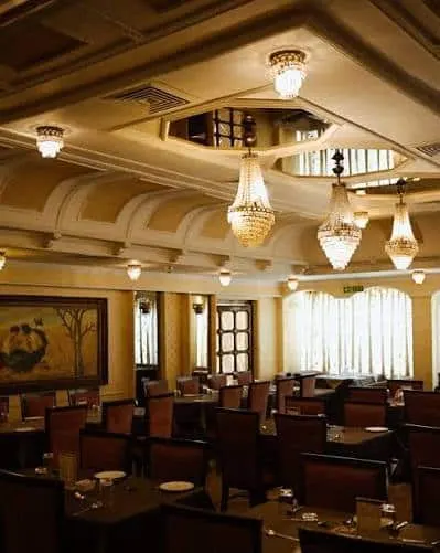 Hotel Akbari Continental