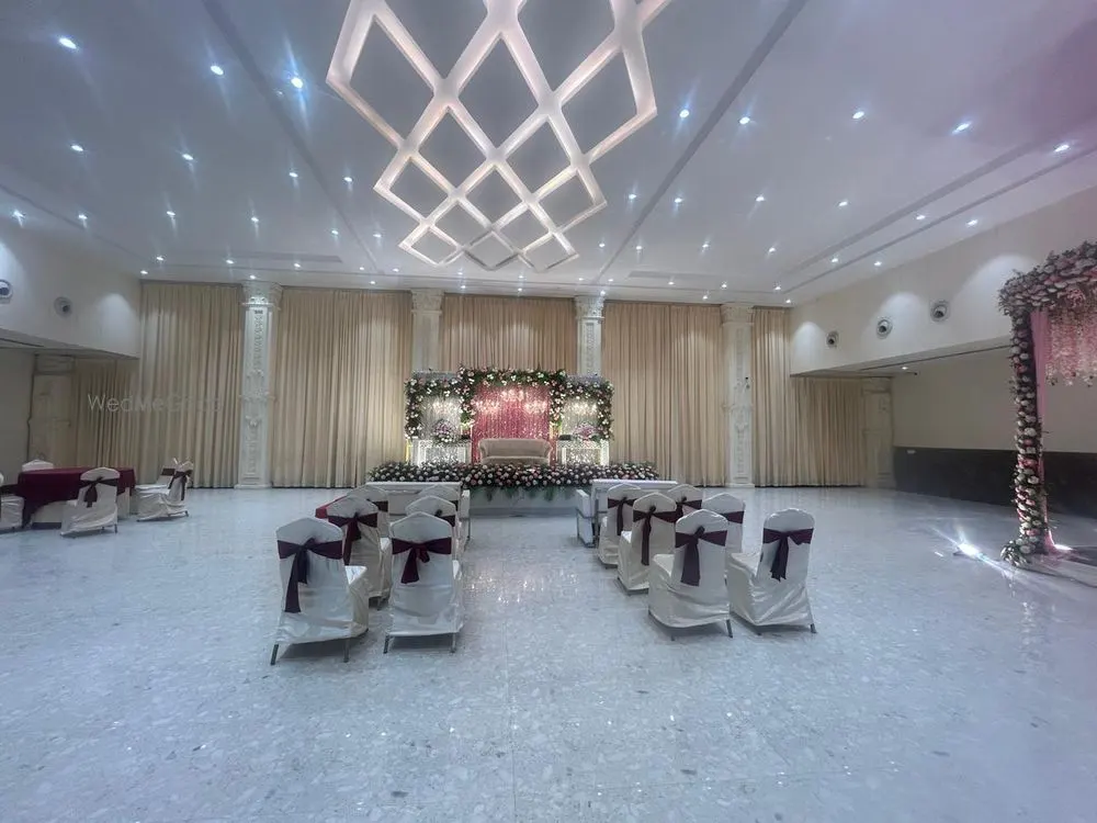 Momentz - Janpath Road, Bhubaneswar