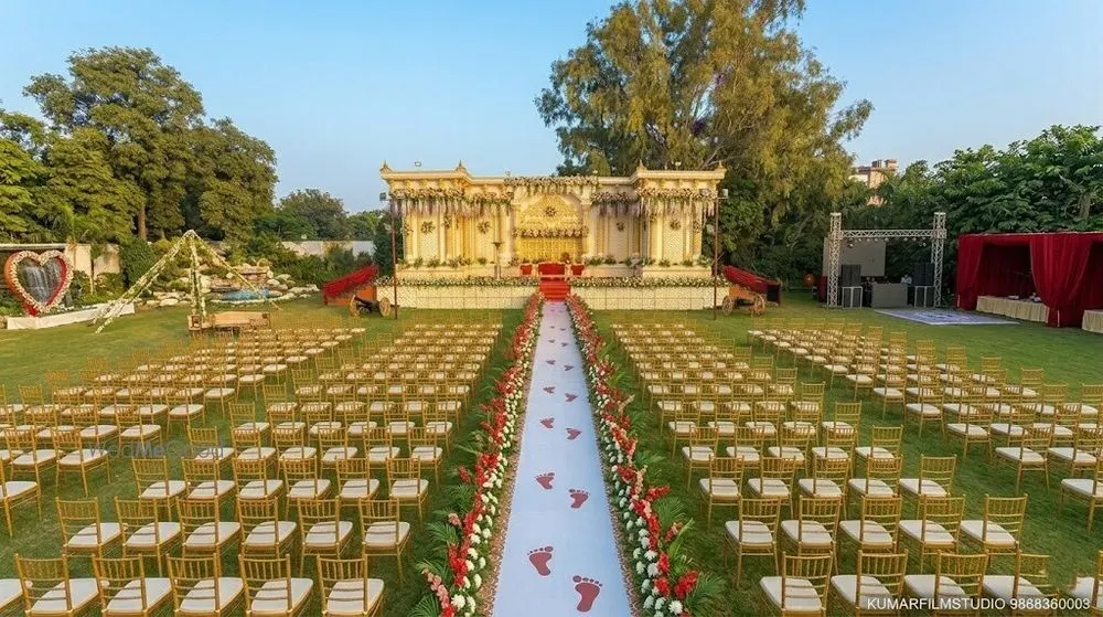 The Royal Casa