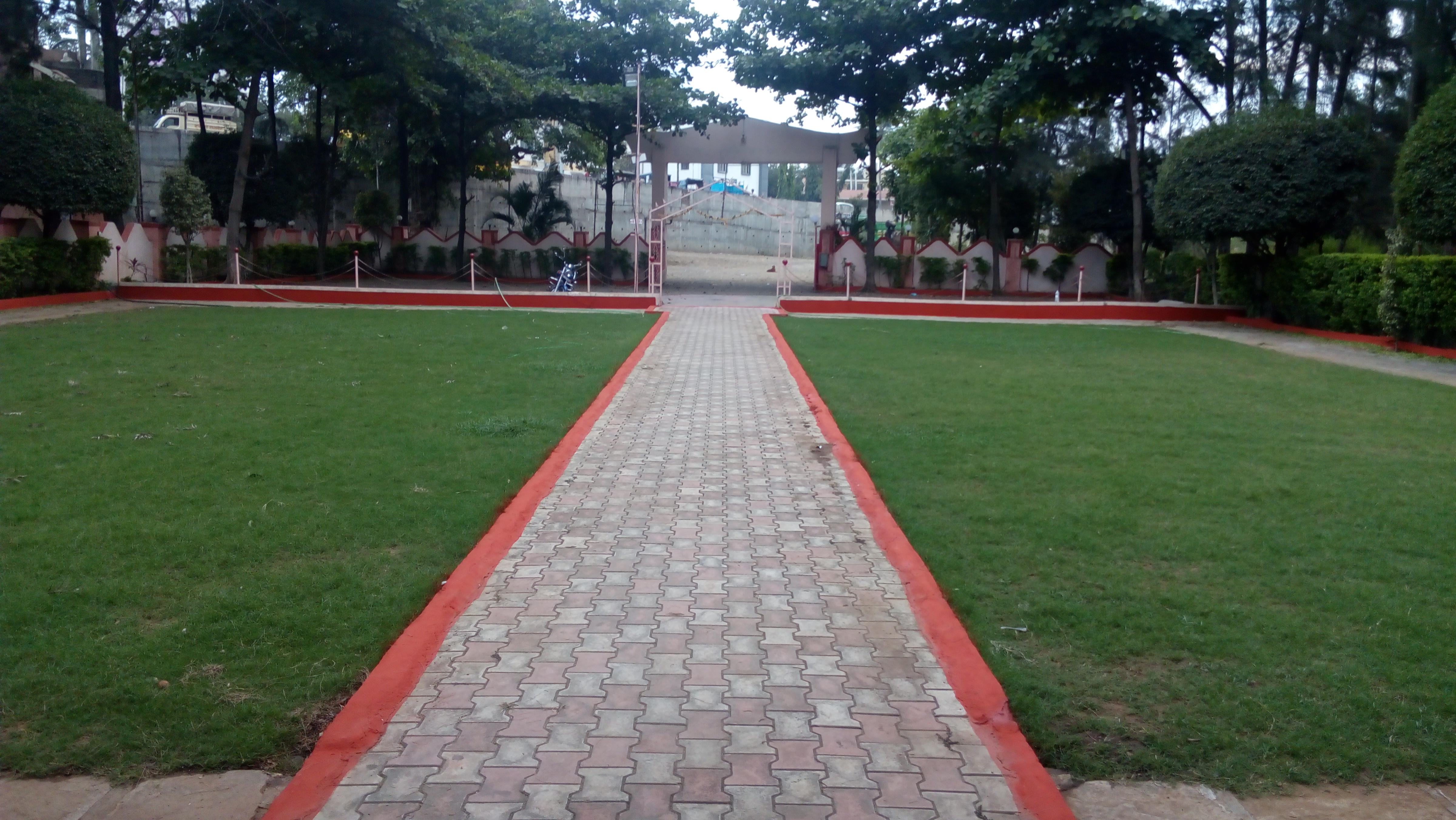 Salvekar Lawns