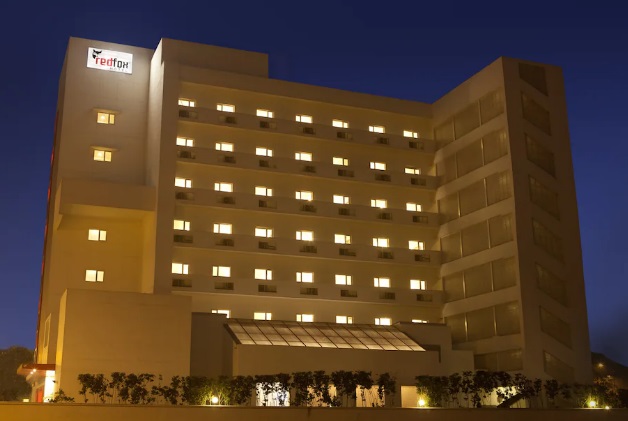 Red Fox Hotel